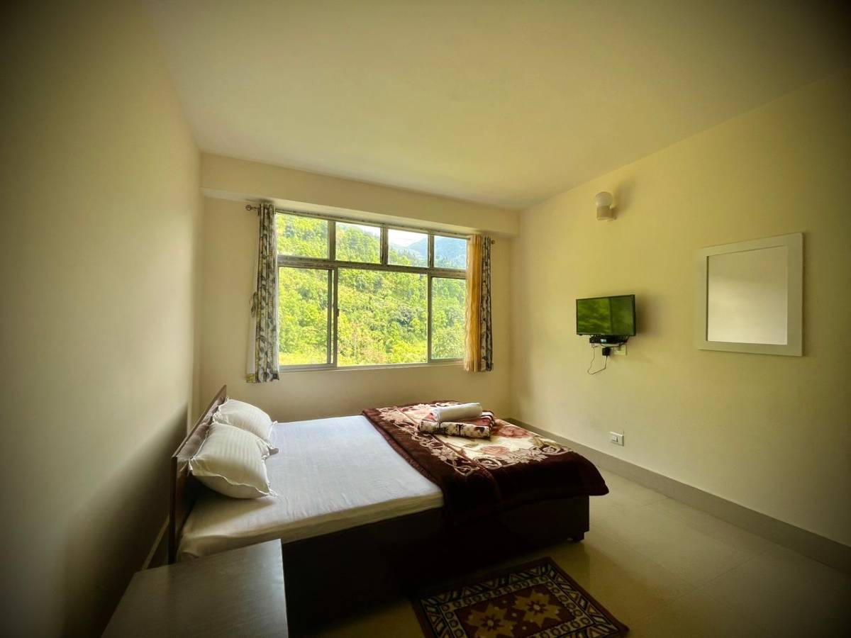 Tserene Peak Retreat photo 4