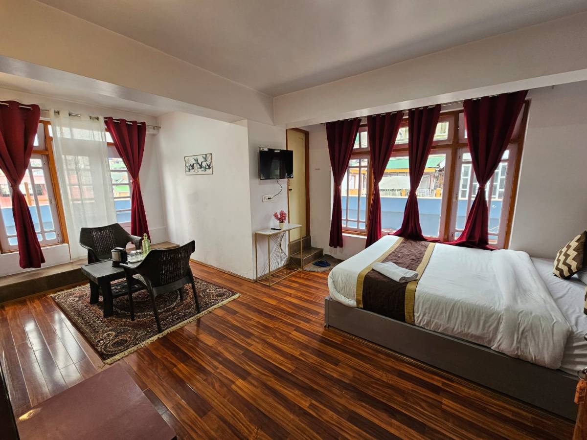 Royal Vista Guest House photo 9