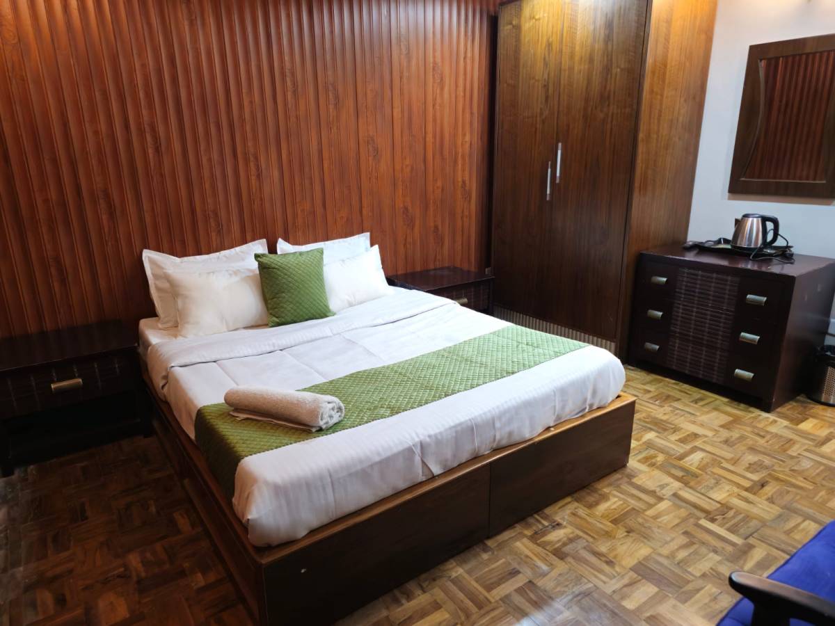 Royal Vista Guest House photo 7