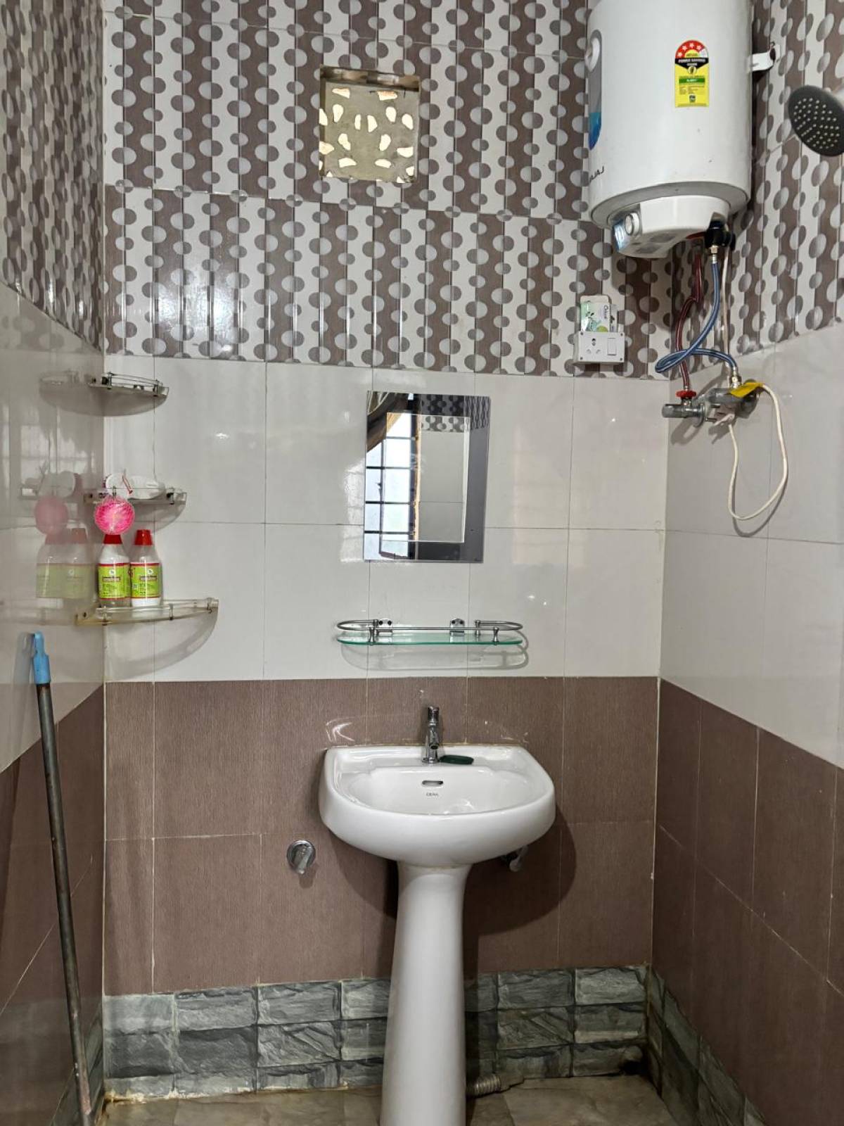 Thakuri Homestay photo 4